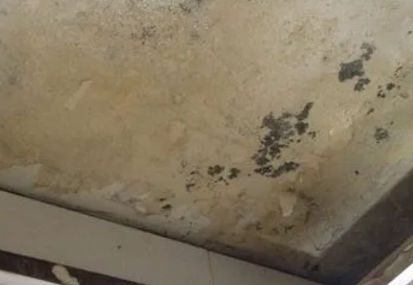 章贡阳台漏水维修公司分享下章贡卫生间渗水维修需要注意哪些问题。